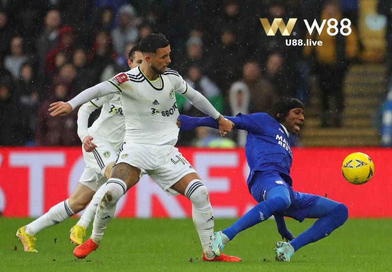 Soi kèo Hạng Nhất Anh giữa Leeds United vs Cardiff City